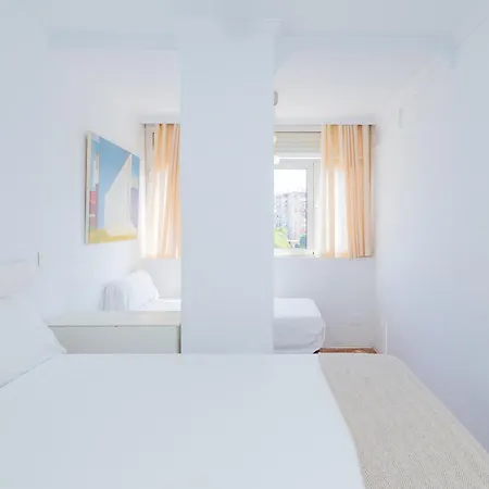 Apartment Cubo's Cruz Humilladero Malaga